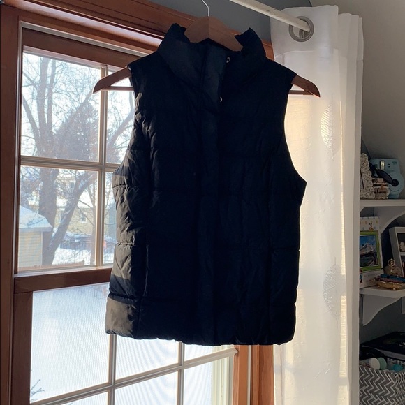 GAP Jackets & Blazers - Black vest